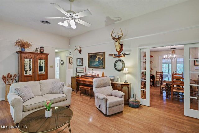 727 Laney Drive, Clinton, MS 39056