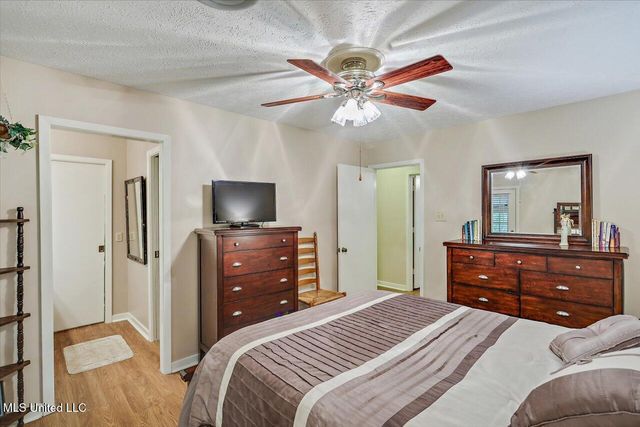 727 Laney Drive, Clinton, MS 39056