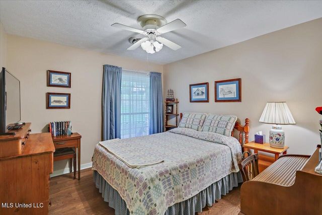727 Laney Drive, Clinton, MS 39056
