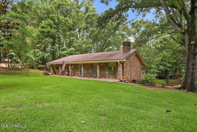 727 Laney Drive, Clinton, MS 39056