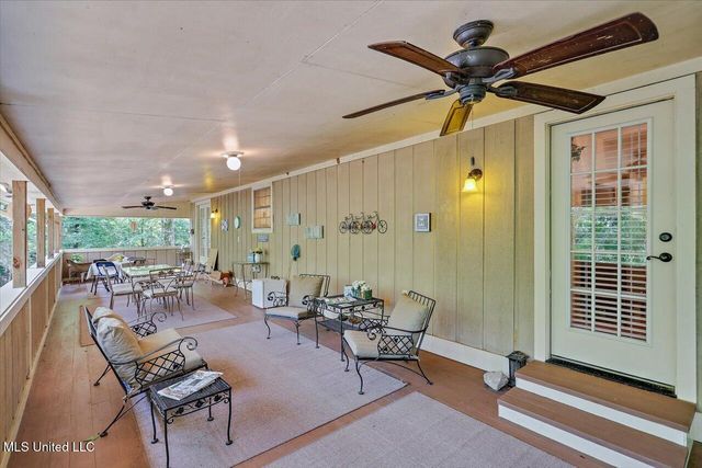 727 Laney Drive, Clinton, MS 39056
