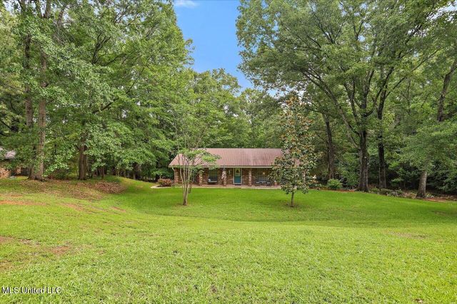 727 Laney Drive, Clinton, MS 39056