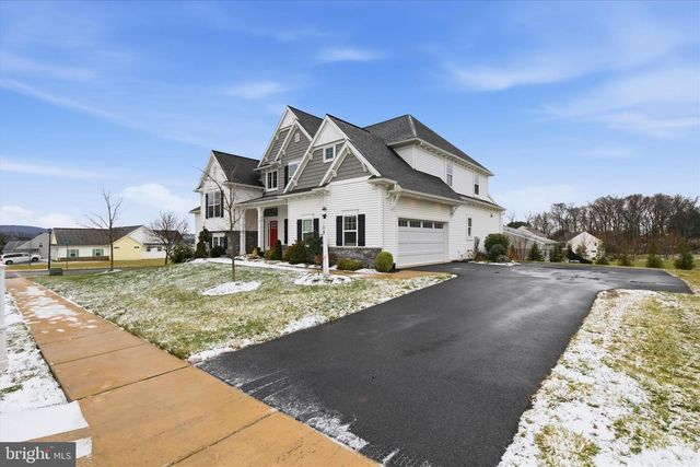 109 E VALLEY RD, Denver, PA 17517