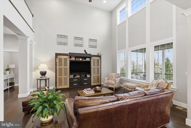 109 E VALLEY RD, Denver, PA 17517