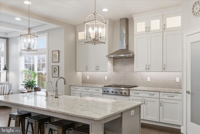 109 E VALLEY RD, Denver, PA 17517