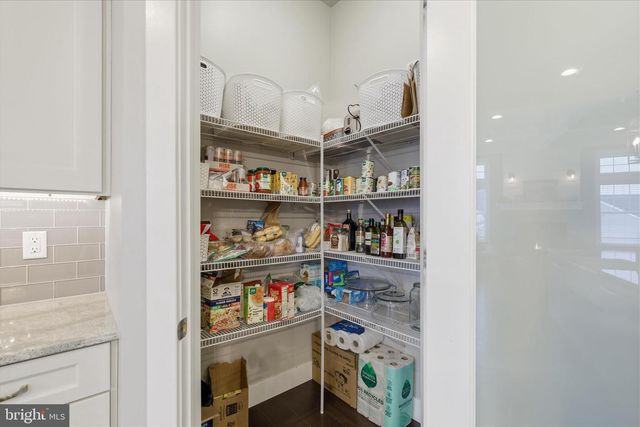 109 E VALLEY RD, Denver, PA 17517