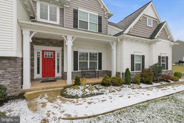 109 E VALLEY RD, Denver, PA 17517