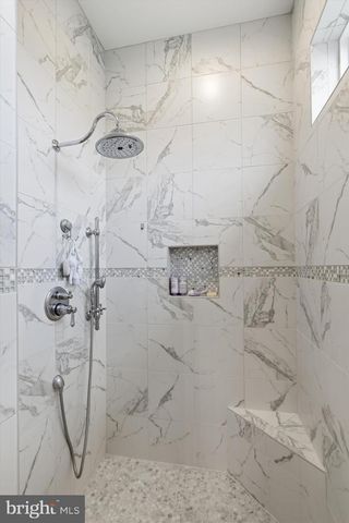 109 E VALLEY RD, Denver, PA 17517