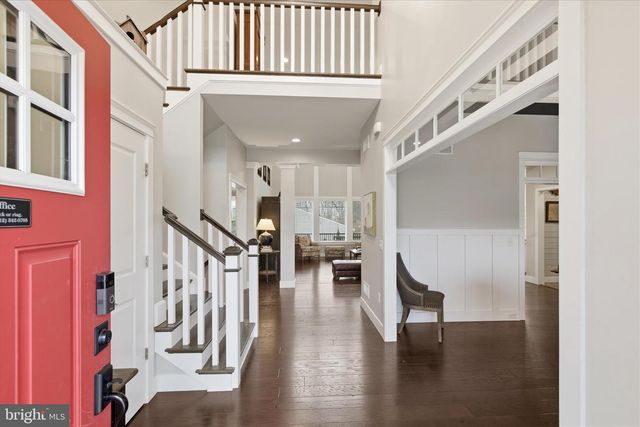 109 E VALLEY RD, Denver, PA 17517