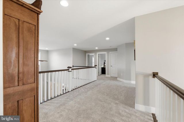 109 E VALLEY RD, Denver, PA 17517