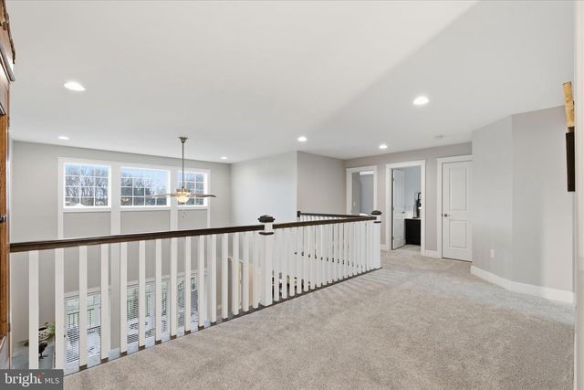 109 E VALLEY RD, Denver, PA 17517