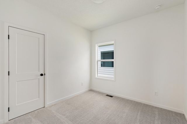 1093 NW MacArthur Lane, Waukee, IA 50263