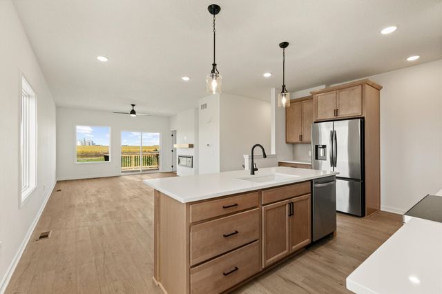 1093 NW MacArthur Lane, Waukee, IA 50263