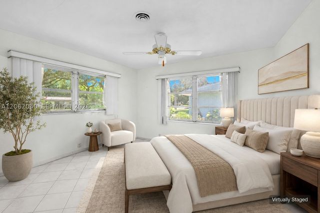 861 Holly Ln, Plantation, FL 33317