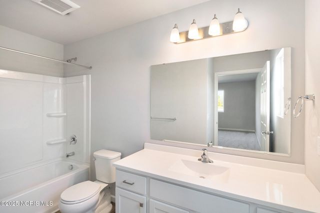 1500 Lee Ann Avenue, Defiance, OH 43512