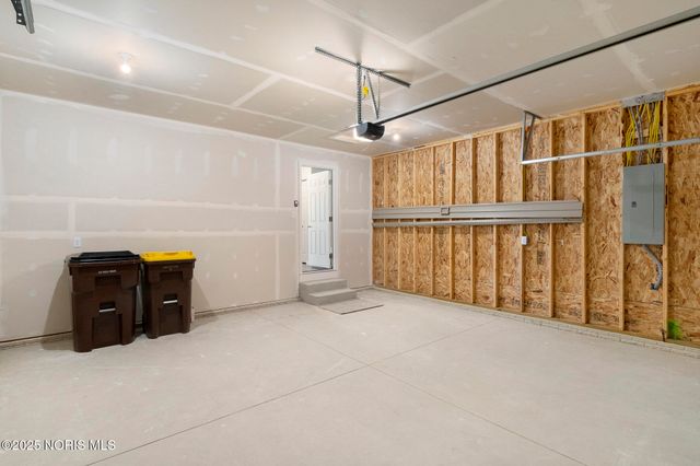 1500 Lee Ann Avenue, Defiance, OH 43512