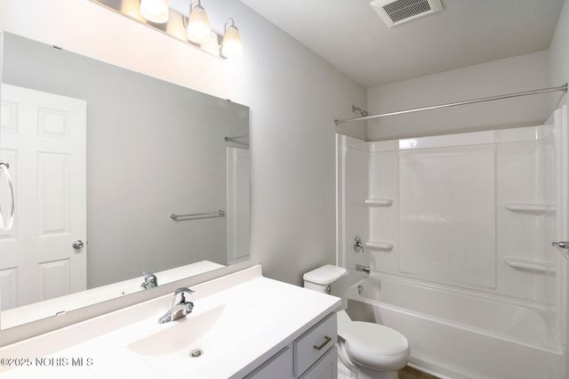 1500 Lee Ann Avenue, Defiance, OH 43512