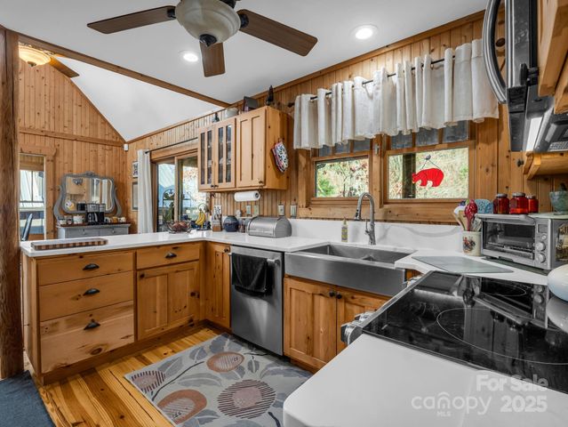 301 Peaks Drive, Lake Lure, NC 28746