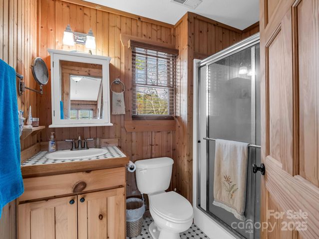 301 Peaks Drive, Lake Lure, NC 28746