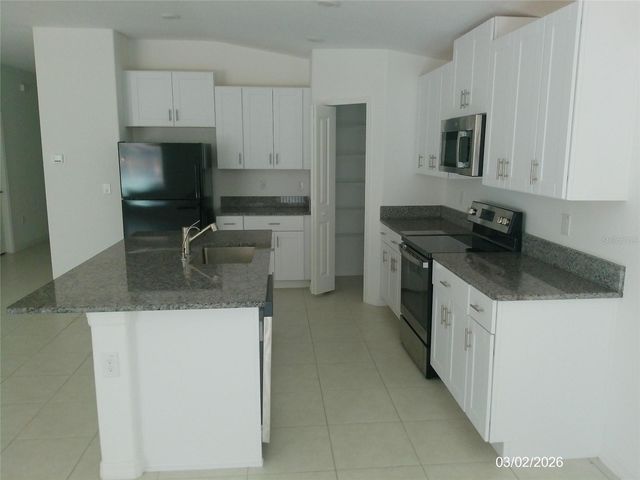 1646 RED LOOP, Lakeland, FL 33801