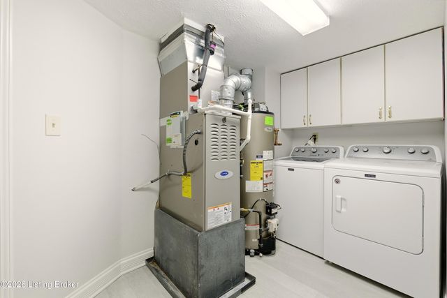 3701 Hurstbourne Ridge Blvd, Louisville, KY 40299