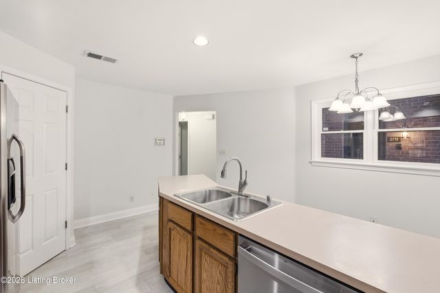 3701 Hurstbourne Ridge Blvd, Louisville, KY 40299