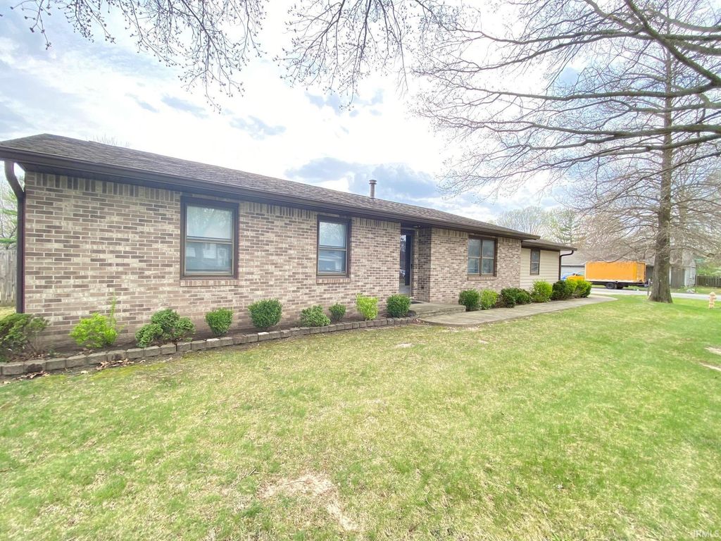 836 Foxwood Drive, Lafayette, IN 47905