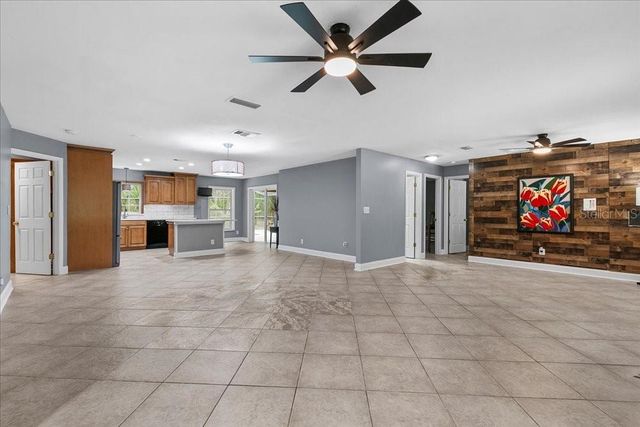 2619 W PONKAN ROAD, Apopka, FL 32712