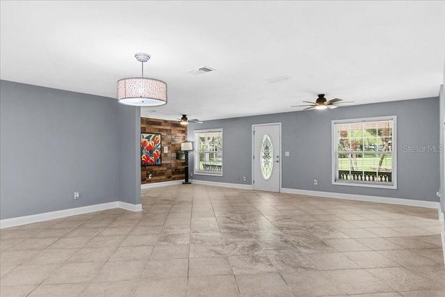 2619 W PONKAN ROAD, Apopka, FL 32712