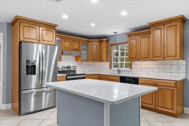 2619 W PONKAN ROAD, Apopka, FL 32712