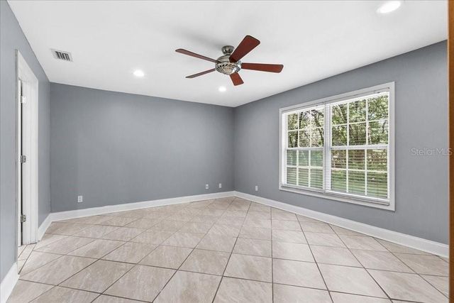 2619 W PONKAN ROAD, Apopka, FL 32712