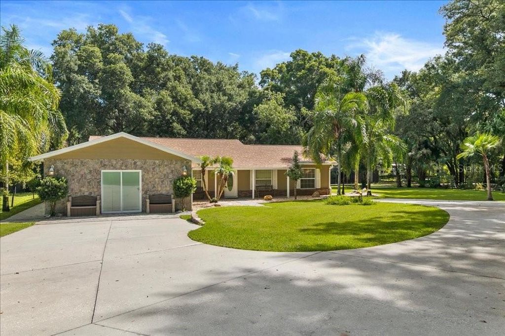 2619 W PONKAN ROAD, Apopka, FL 32712