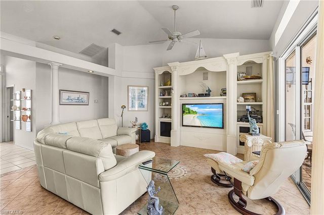 134 SW 46TH TER, Cape Coral, FL 33914