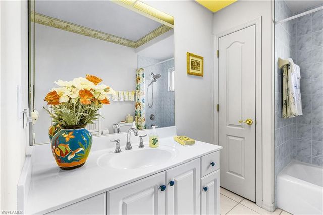 134 SW 46TH TER, Cape Coral, FL 33914