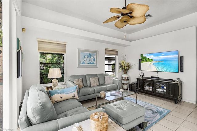 134 SW 46TH TER, Cape Coral, FL 33914