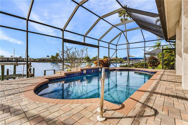 134 SW 46TH TER, Cape Coral, FL 33914