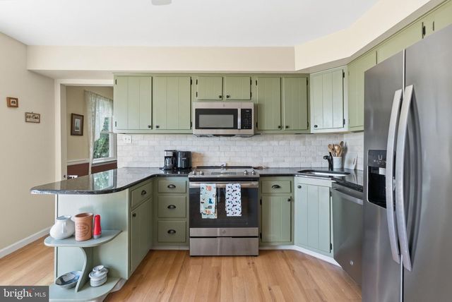232 WARTMAN RD, Collegeville, PA 19426