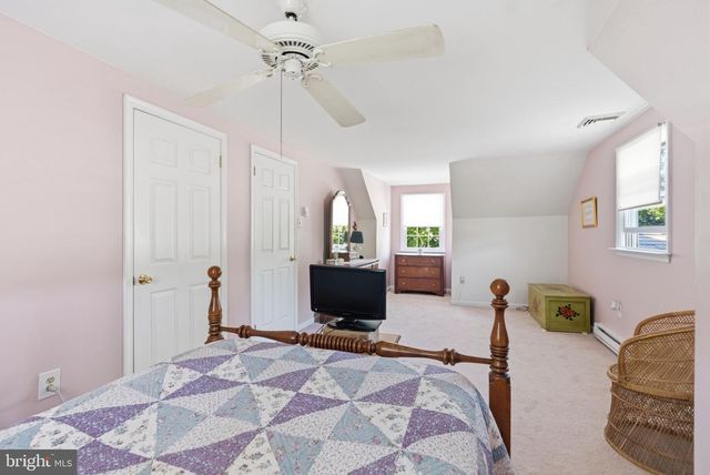 232 WARTMAN RD, Collegeville, PA 19426