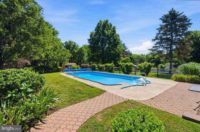 232 WARTMAN RD, Collegeville, PA 19426