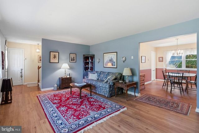 232 WARTMAN RD, Collegeville, PA 19426