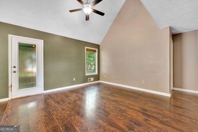 432 Kimberly Court, Mcdonough, GA 30252