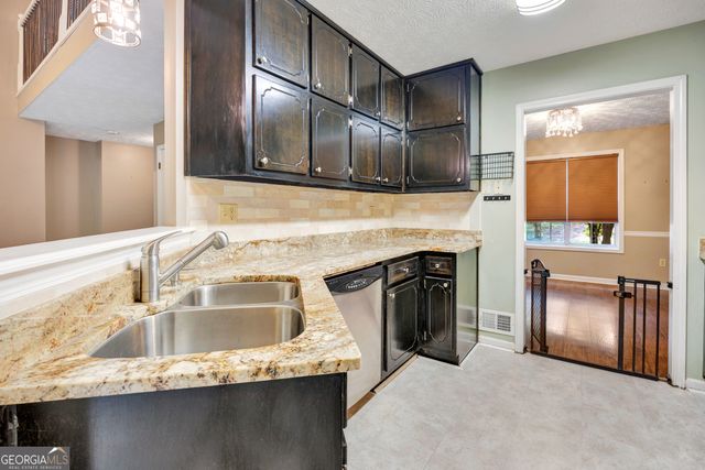 432 Kimberly Court, Mcdonough, GA 30252