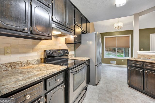 432 Kimberly Court, Mcdonough, GA 30252