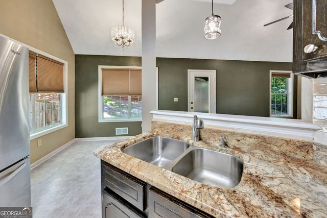 432 Kimberly Court, Mcdonough, GA 30252