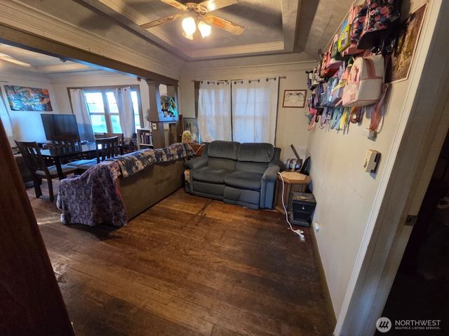 2213 Laurel Street, Port Angeles, WA 98362