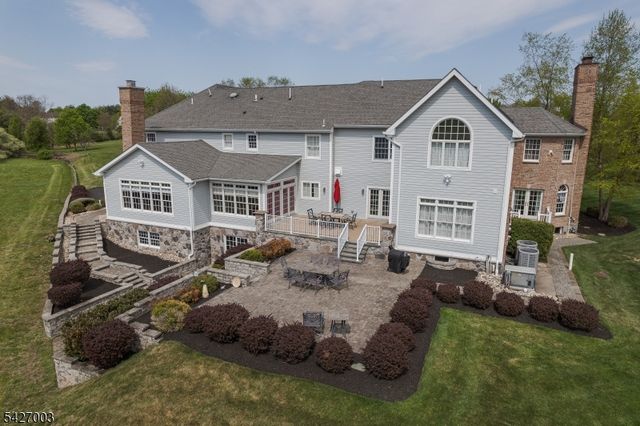22 Spruce Ln, Montgomery Twp., NJ 08502