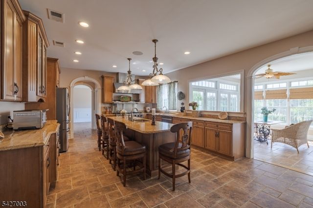 22 Spruce Ln, Montgomery Twp., NJ 08502
