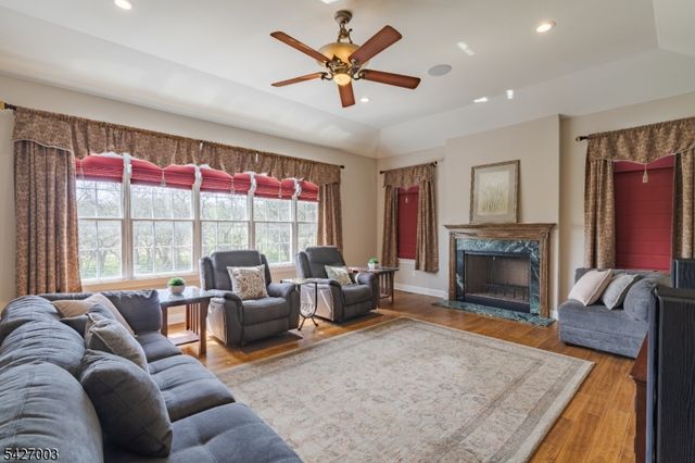 22 Spruce Ln, Montgomery Twp., NJ 08502