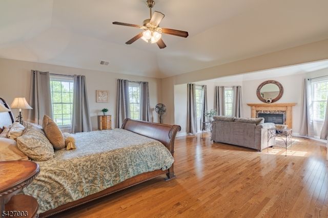 22 Spruce Ln, Montgomery Twp., NJ 08502