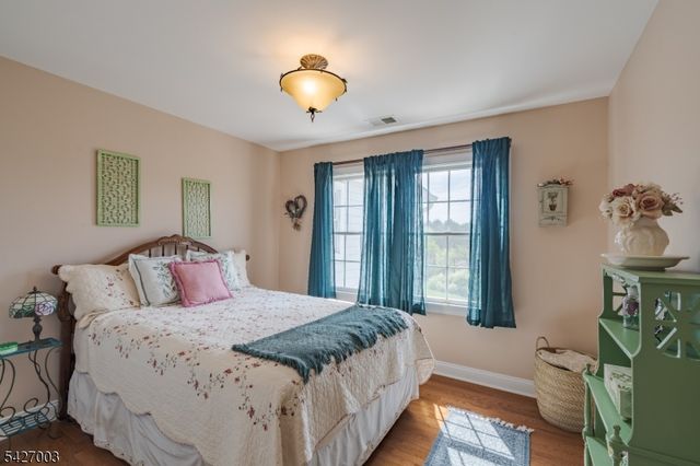 22 Spruce Ln, Montgomery Twp., NJ 08502